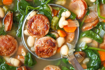 Slow Cooker Cannellini Bean, Spinach & Sausage Soup